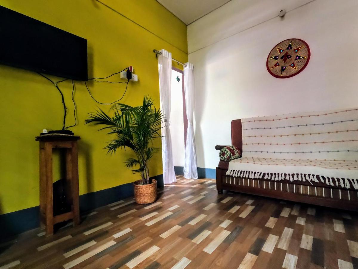 Stargaze Backpackers Hostel グワーハーティー エクステリア 写真