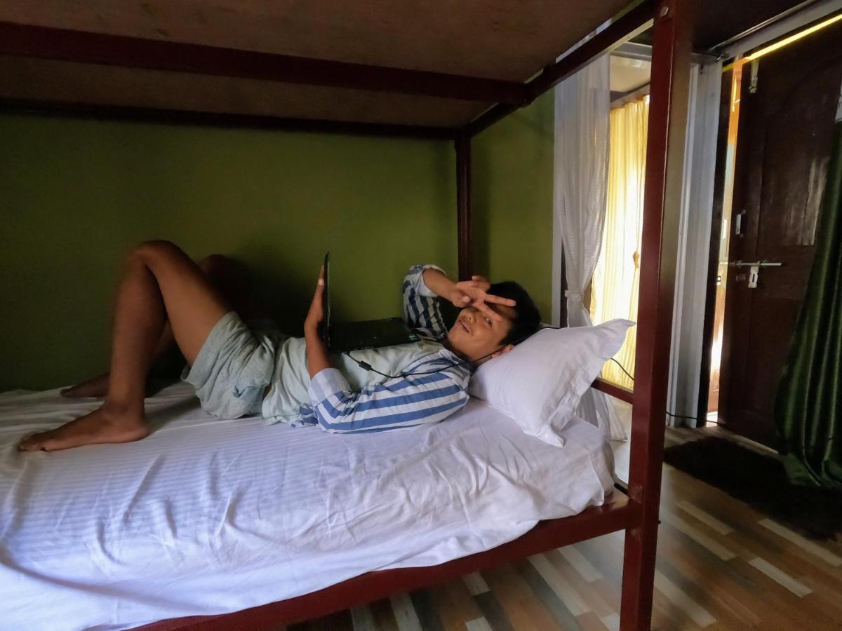 Stargaze Backpackers Hostel グワーハーティー エクステリア 写真