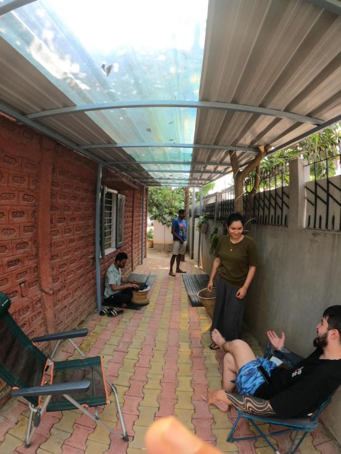 Stargaze Backpackers Hostel グワーハーティー エクステリア 写真