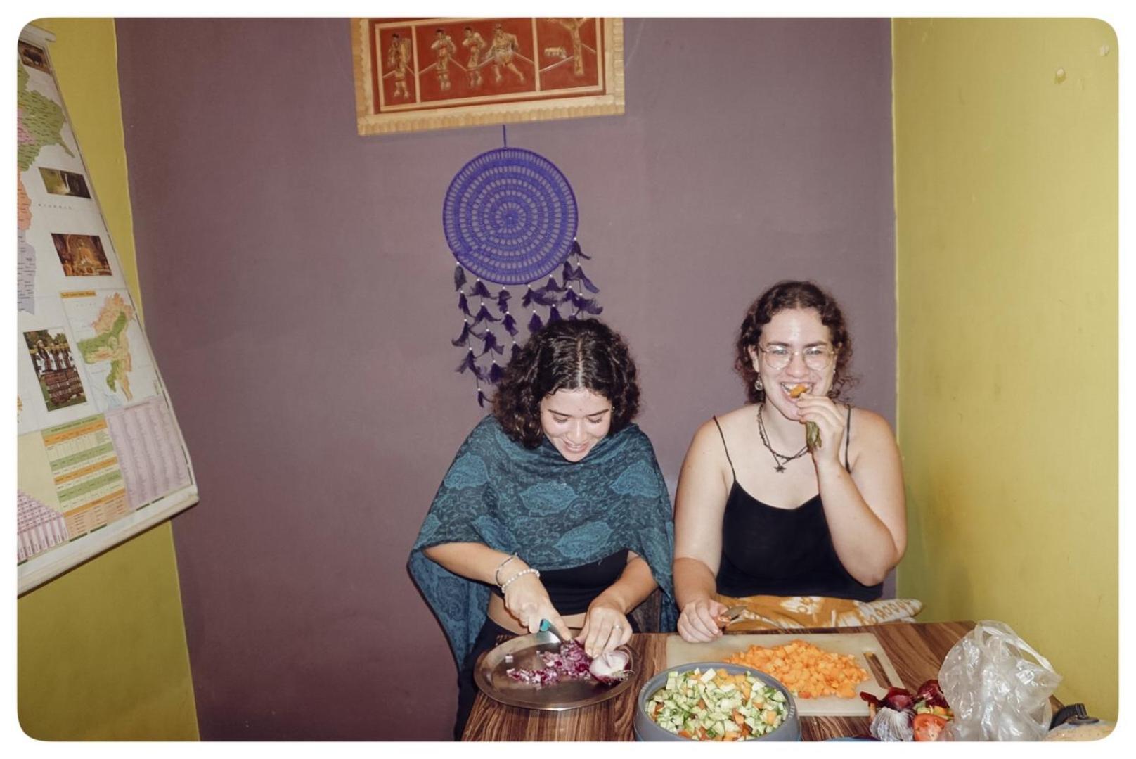 Stargaze Backpackers Hostel グワーハーティー エクステリア 写真